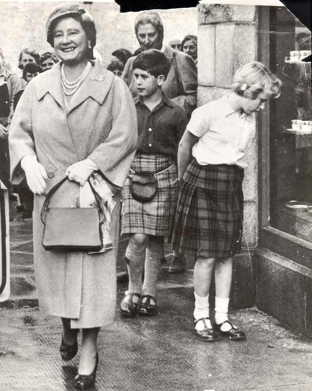 The Queen Mother travelled from Birkhall to Craithie Church in 1959