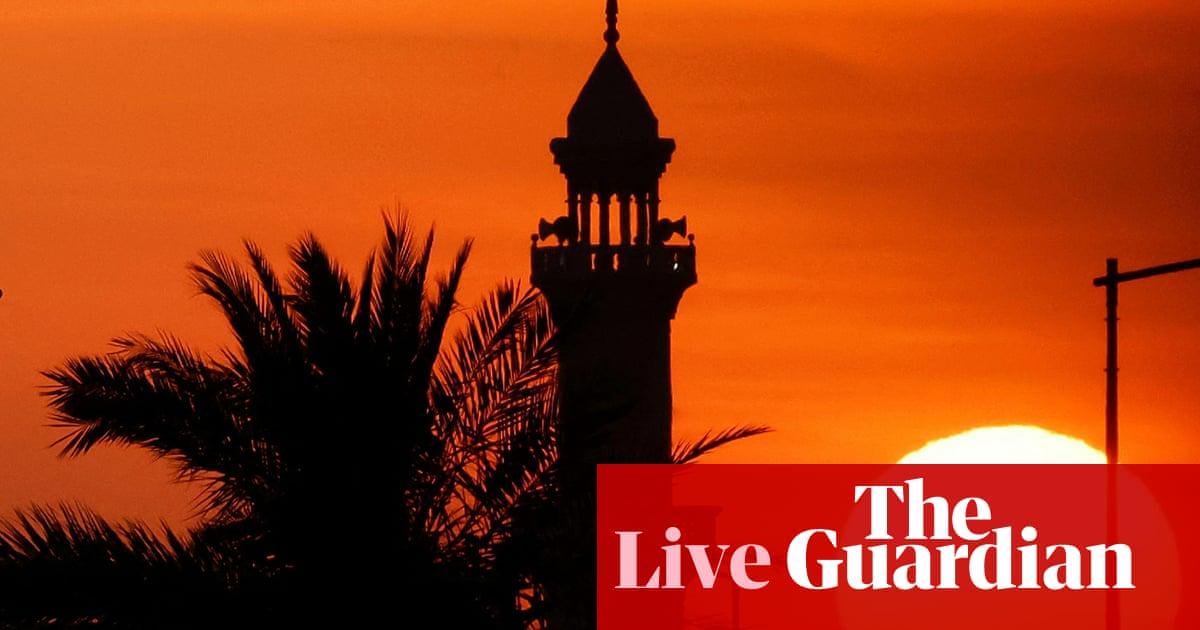 Explosions reportedly heard in Qatar amid fears of attack on US bases