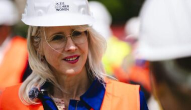 Minister Keijzer gaat bouwregels versoepelen, maar twijfel over de gevolgen
