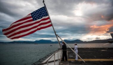 Do's and Don'ts for Displaying Old Glory > U.S. Department of Defense > Story