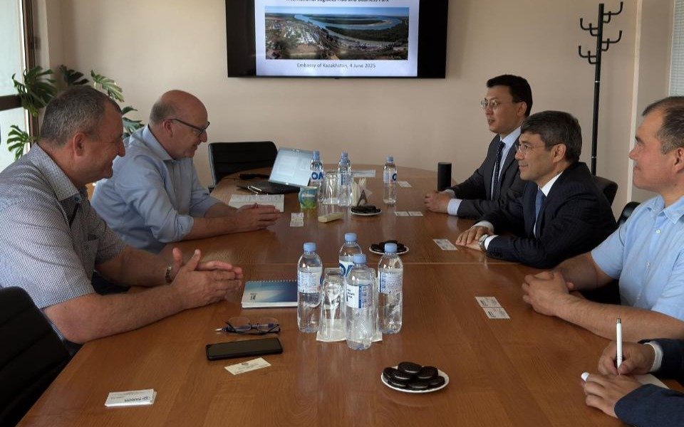 Kazakhstan, Moldova to expand transit, logistics collaboration