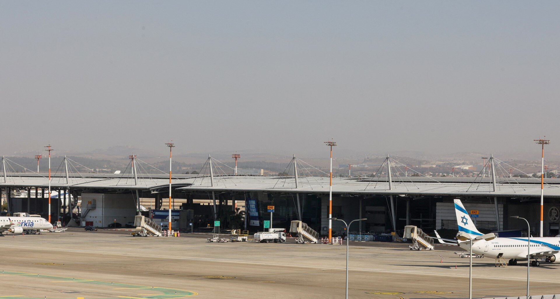 Which airlines paused or cancelled flights after Israel’s attack on Iran? | Nuclear Weapons News