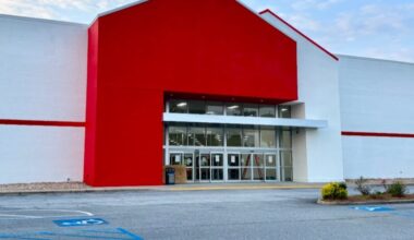 Beauty retailer to fill vacant anchor space at Peachtree Mall