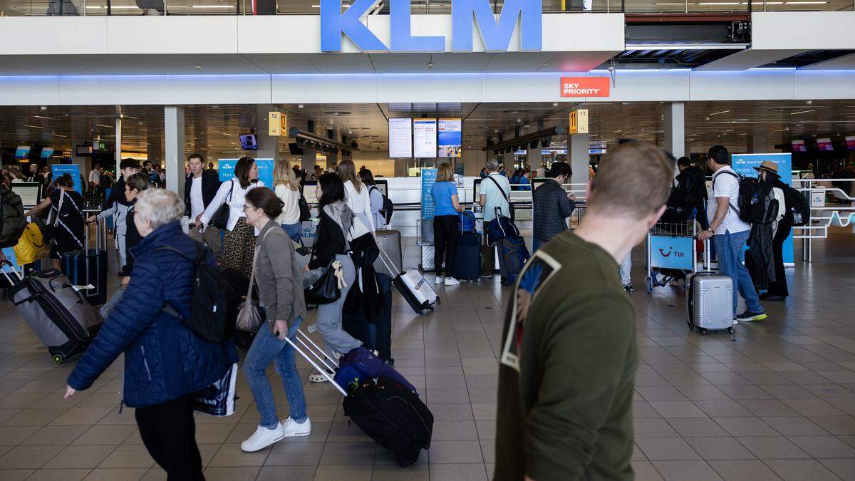 Gratis rolkoffer mee in vliegtuig weer stap dichterbij