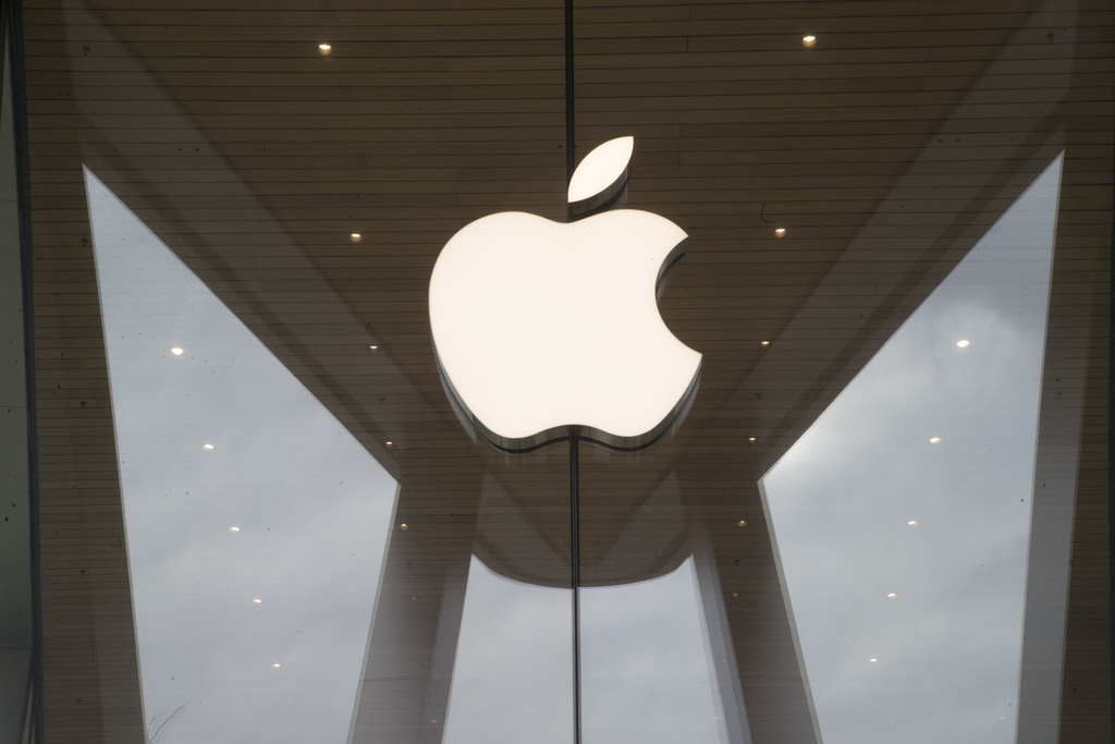 Apple heads into annual showcase reeling from AI missteps, tech upheaval and Trump's trade war