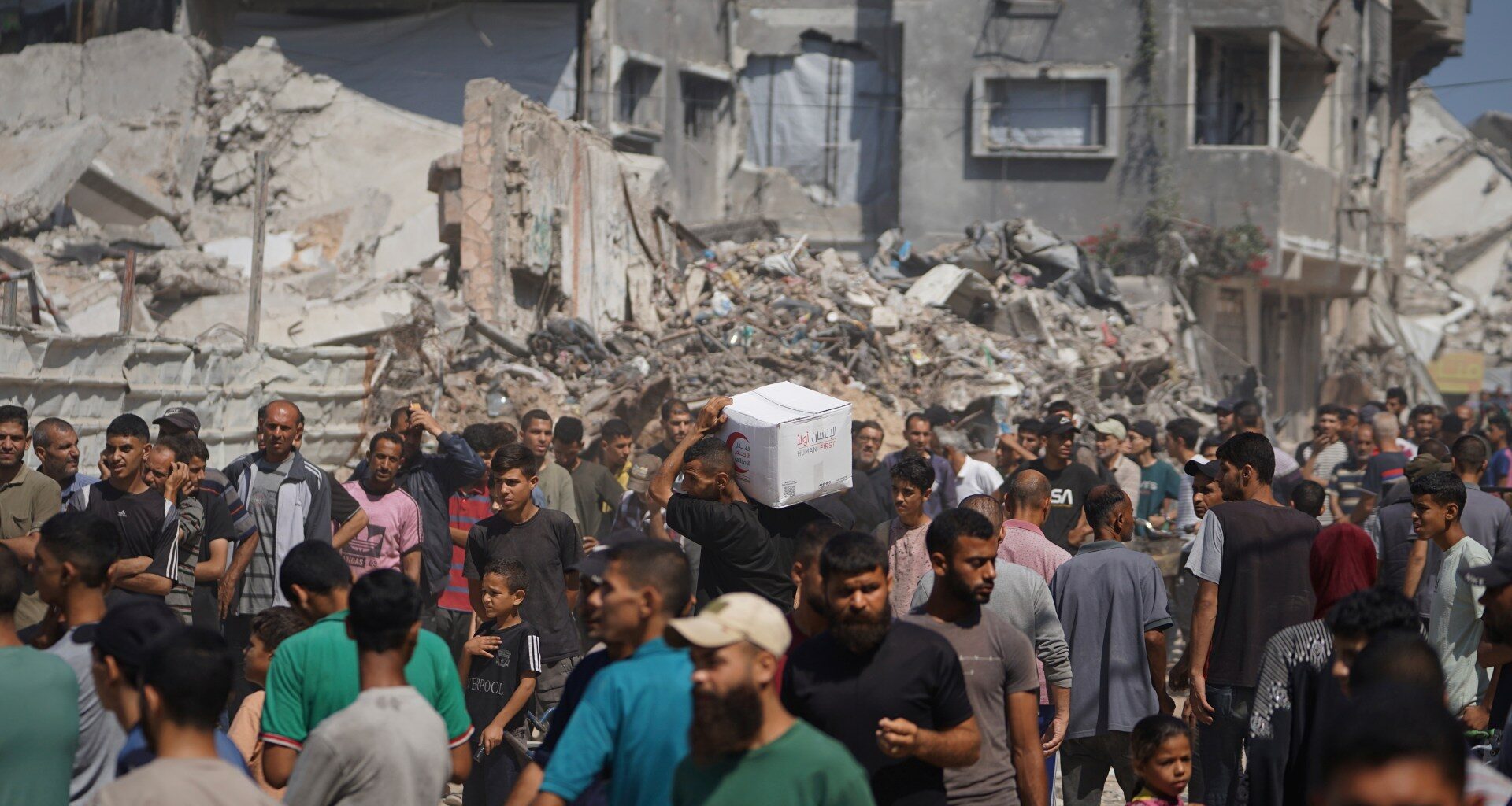 Israel kills nearly 600 Palestinians at aid centres: All you need to know | Gaza News