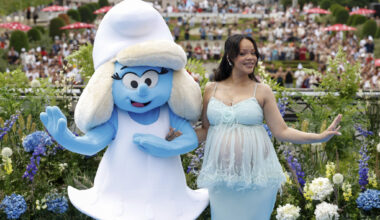 Rihanna Premieres Smurfs Movie, Belgium Turns Smurf Blue