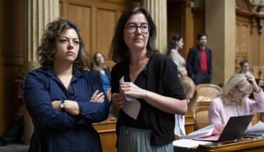 Parliament's strange handling of the people's rights | The people's rights are regarded as Switzerland's political trump card. However, with its decisions on AHV, minimum wages and civilian service, parliament has shown little respect for them.
