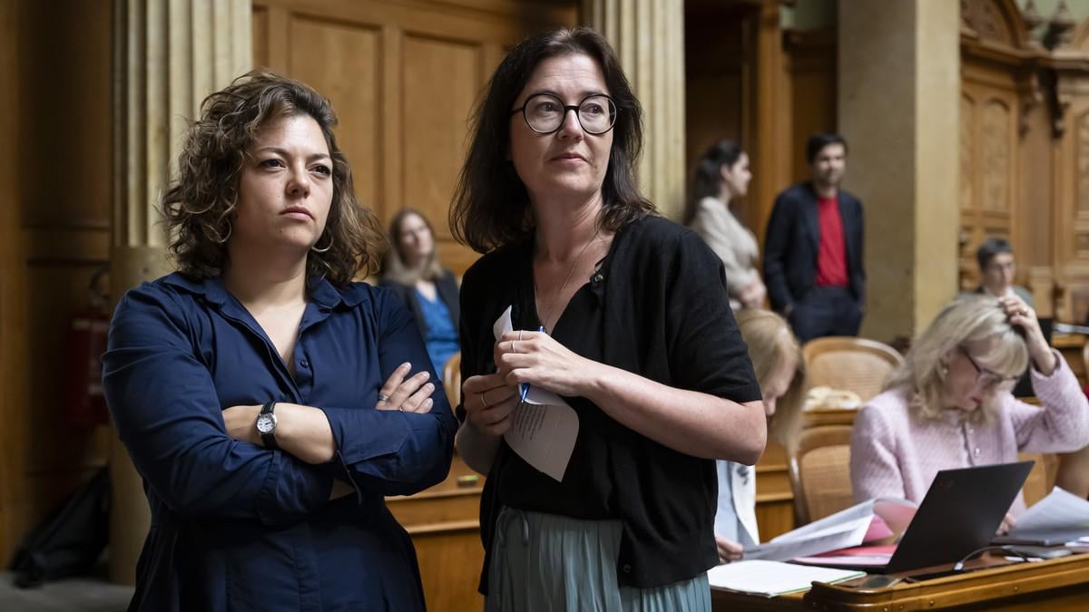 Parliament's strange handling of the people's rights | The people's rights are regarded as Switzerland's political trump card. However, with its decisions on AHV, minimum wages and civilian service, parliament has shown little respect for them.