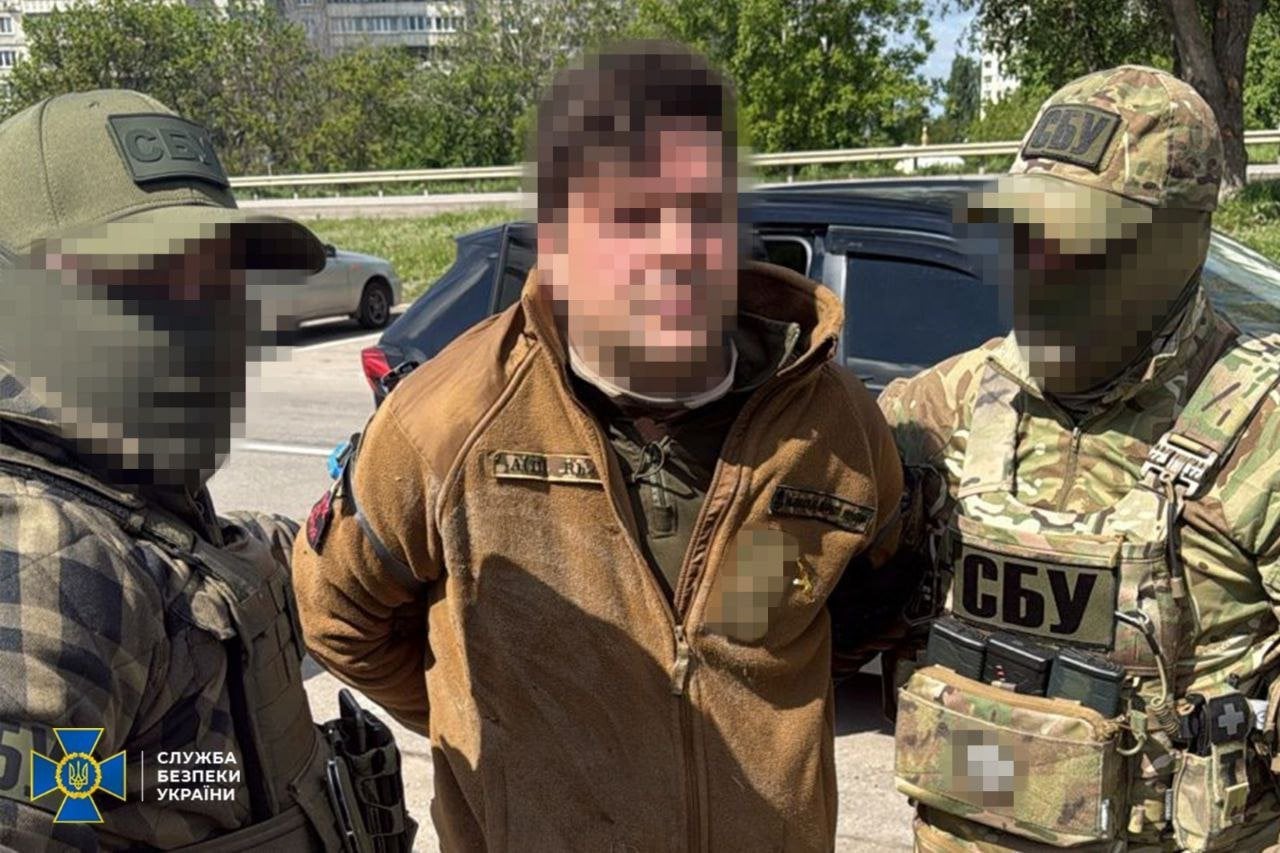 SBU detained a Russian "mole" in the assault brigade of the National Guard of Ukraine. While serving as a platoon commander, he "leaked" to the occupiers the coordinates of the headquarters, training centers, and reserve points of the military unit where he served.