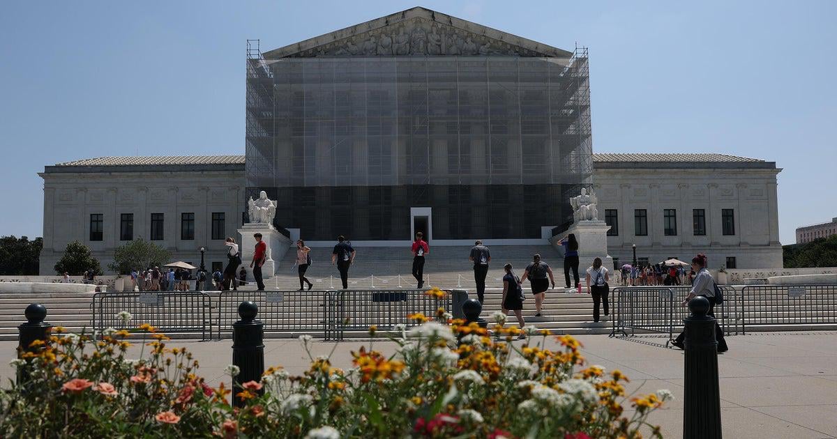 Supreme Court takes up major campaign finance case over federal limits on coordinated spending