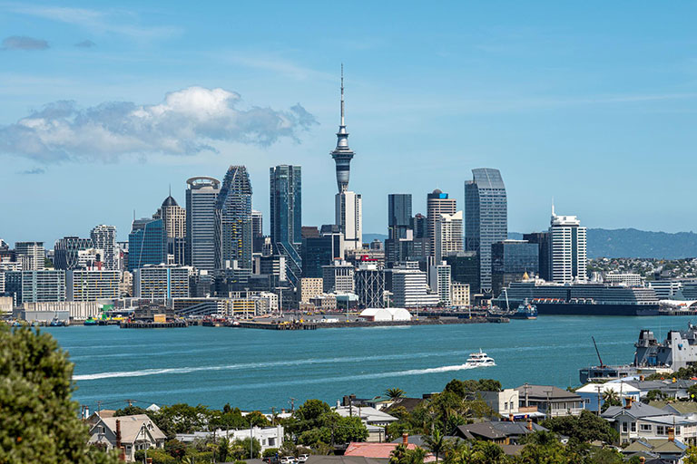 Global operators asked to register interest as New Zealand moves forward with online gambling regulation