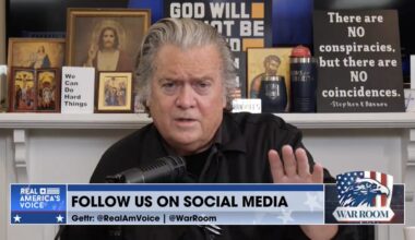 Steve Bannon Tears Into 'Tel Aviv' Mark Levin
