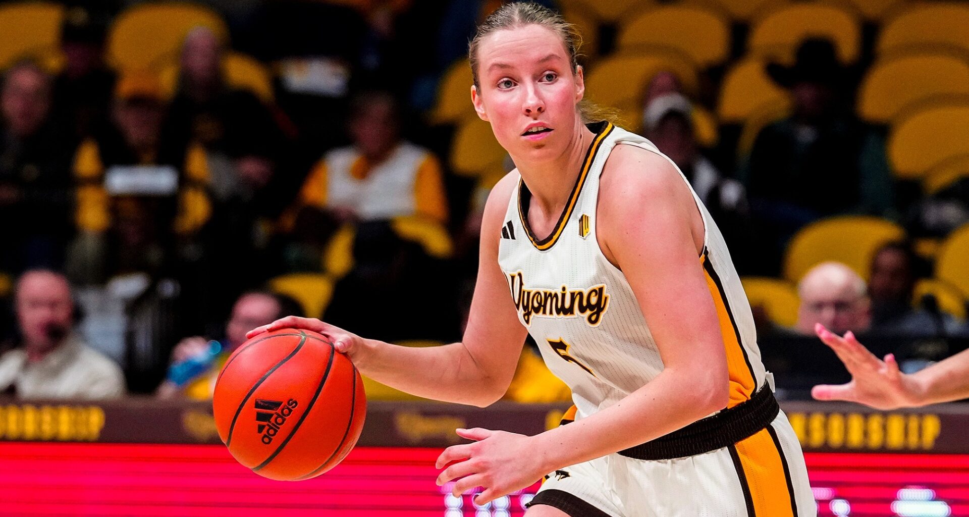 Former Cowgirl Signs Professional Basketball Contract in Finland to Play for Tapiolan Honka