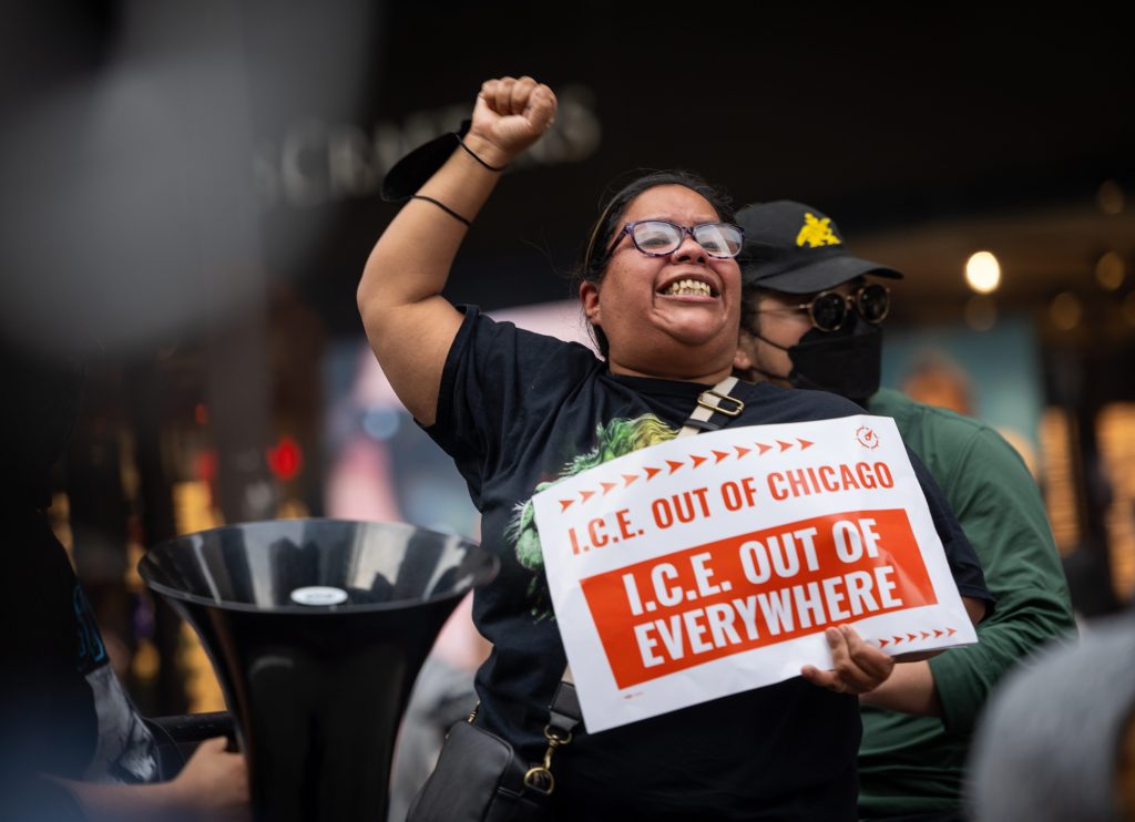 Chicagoan march again against Donald Trump and ICE