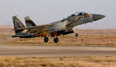 Alliés de l'OTAN dirigent numériquement les bombes intelligentes