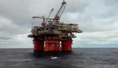 Crude Oil Price Pressured by Global Oversupply Concerns