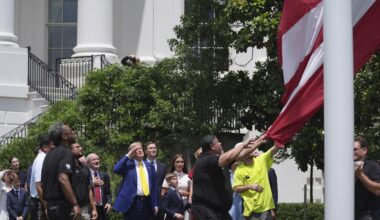 Trump's new White House flags could be dangerous, ex-chief of staff warns