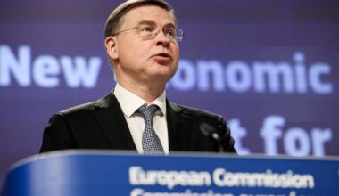 It’s that man again! Veteran Dombrovskis as EU economy boss will reassure Germany. – POLITICO