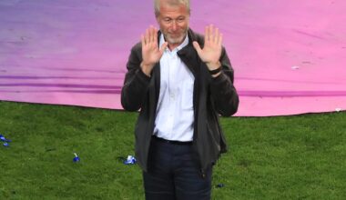 UK threatens to sue Russian billionaire Roman Abramovich over Chelsea sale funds – POLITICO