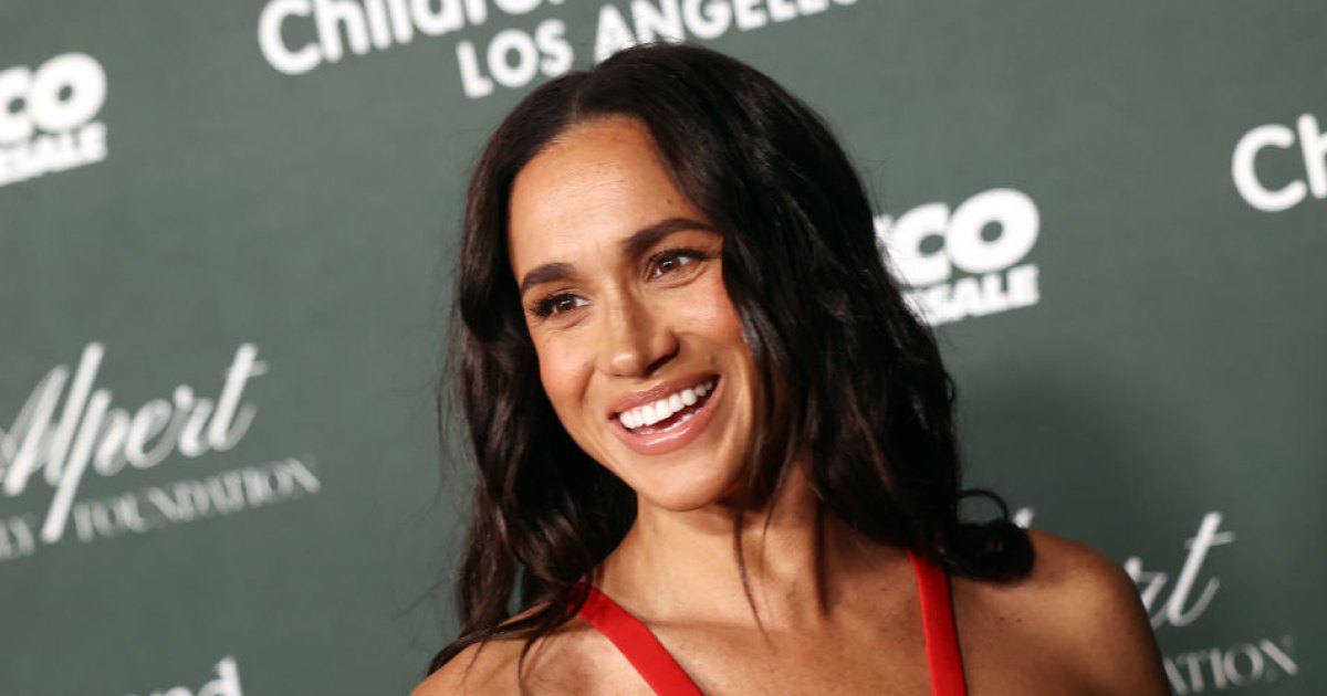 Meghan Markle's $658 Weekender Tote Look Is $36 on Amazon