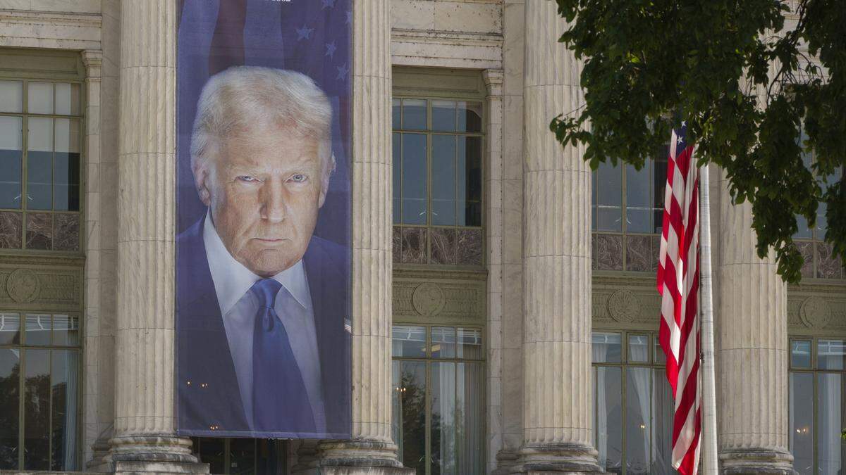 Wall Street vreest paniek door onhoudbare staatsschuld: bezorgt Donald Trump de markten een infarct? - De Standaard