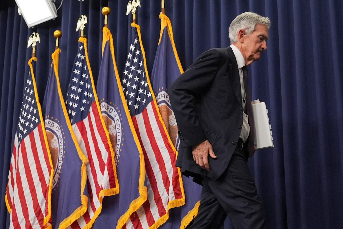 Donald Trump meets with Jerome Powell, the Federal Reserve chairman he has repeatedly scorned