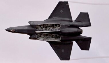 UK would drop US tactical nuclear weapons in war with Russia using new stealth jets