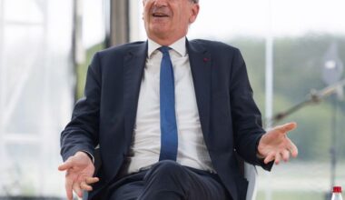 Oil volatility could affect ECB rate cuts, warns French bank chief
