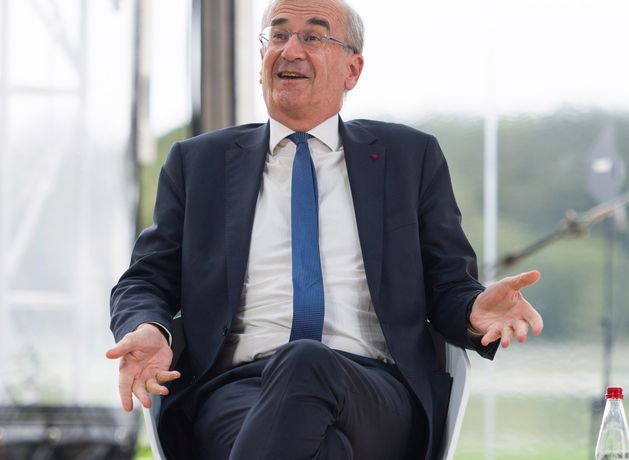 Oil volatility could affect ECB rate cuts, warns French bank chief