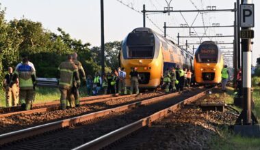 Gewonde door ontplofte zekering in trein richting Amsterdam: passagiers geëvacueerd