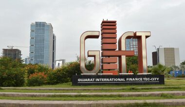 Banks from France, UAE queue up at Gift City
