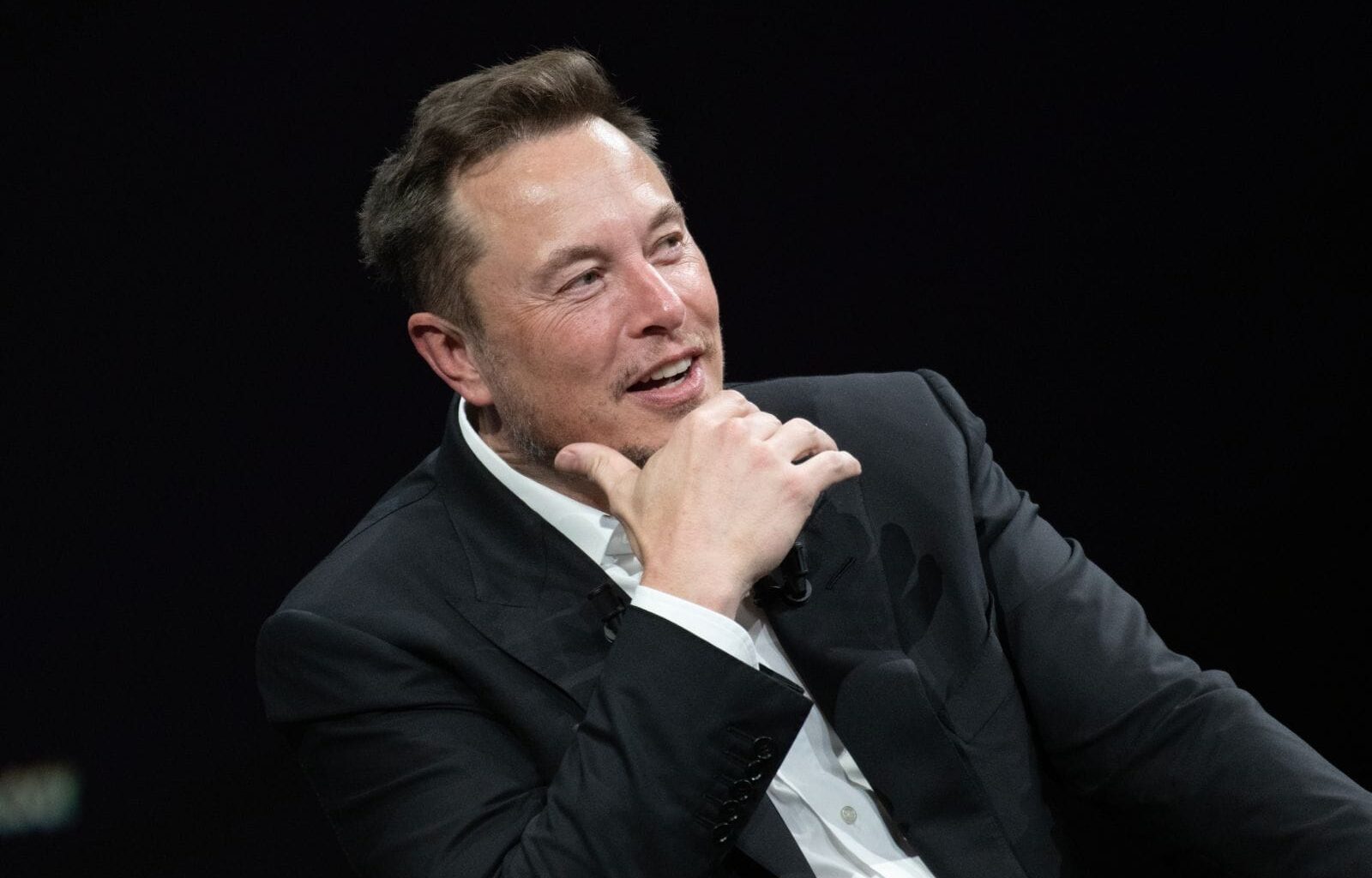 Trump And Musk Might Be Making Up. Should You Buy Tesla Stock Here? - Barchart.com