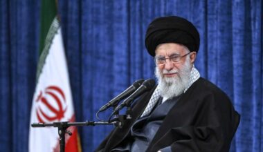 Irán sa nevzdá, reagoval na D. Trumpa vodca A. Chameneí