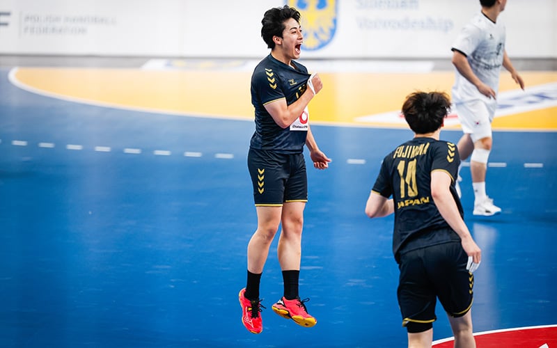 Poland concede heavy loss against Slovenia, as Japan secure historic main round berth