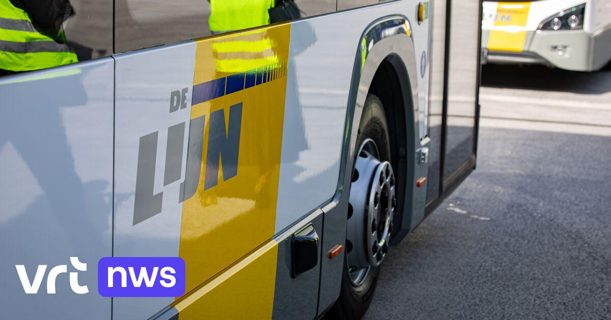 Persoon doodgestoken op bus van De Lijn in Antwerpen | VRT NWS: nieuws