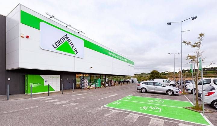 Leroy Merlin gives staff “2.7 extra salaries”