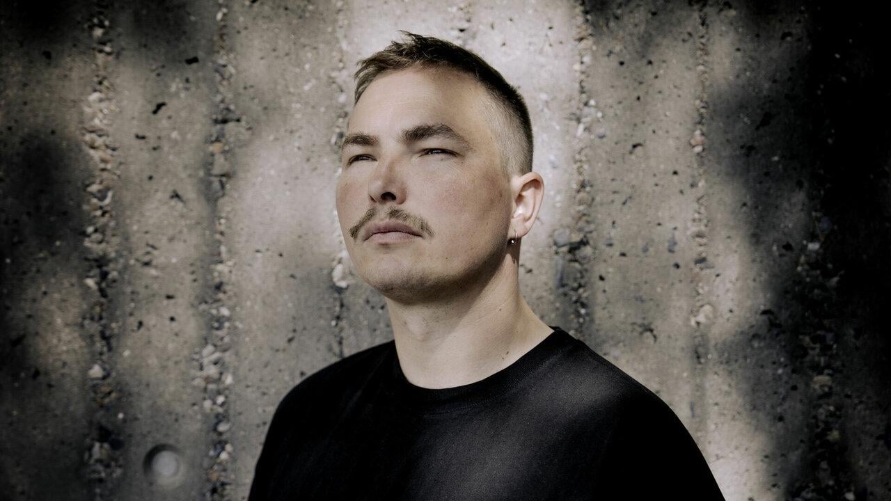 Unge voksne dater på toilettet, i offentlig transport, og i sengen om søndagen. Men gør det overhovedet godt for noget?