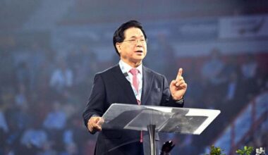 SOUTH KOREA S Korean Lee Young-hoon new world Pentecostal leader