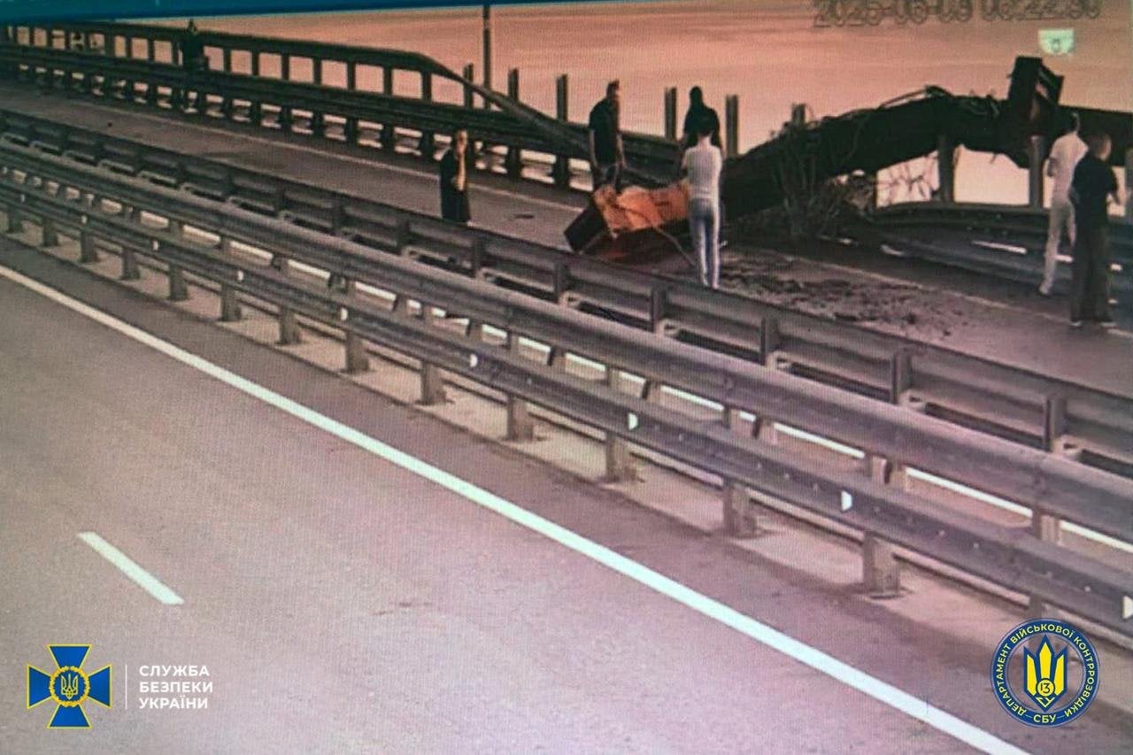 BREAKING: Ukraine's SBU damages Crimean Bridge by mining underwater supports