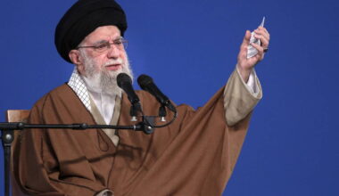«L’Amérique a attaqué le cœur du monde islamique et doit s’attendre à des conséquences irréparables», assure un conseiller de l’ayatollah Khamenei – Libération