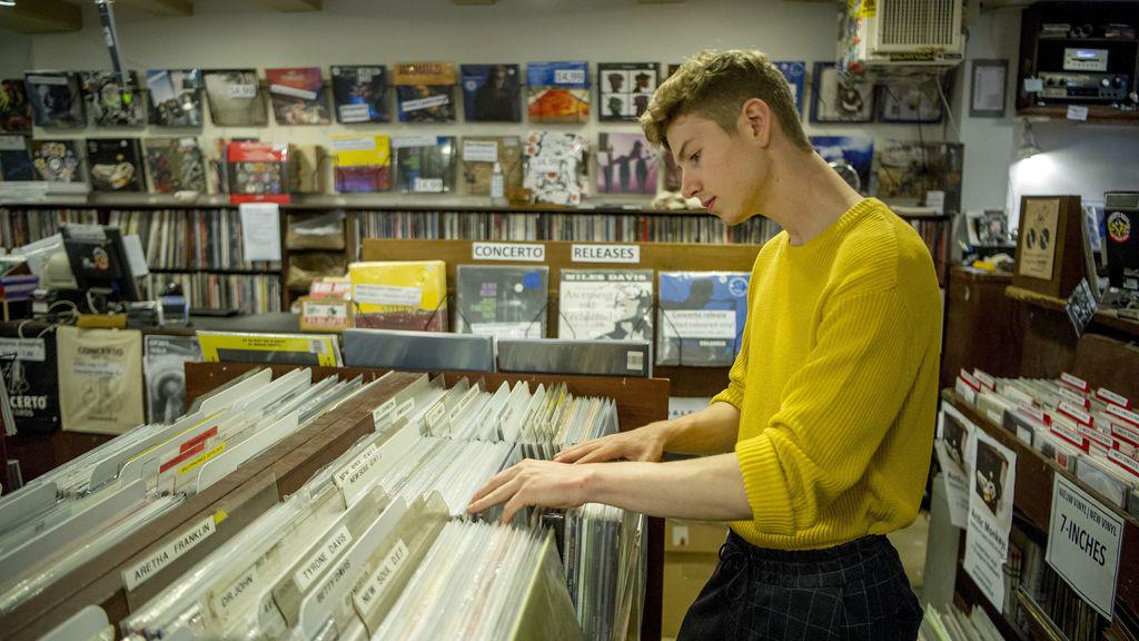 Kwart jongeren kocht vorig jaar vinyl: ‘Houden de branche in leven’