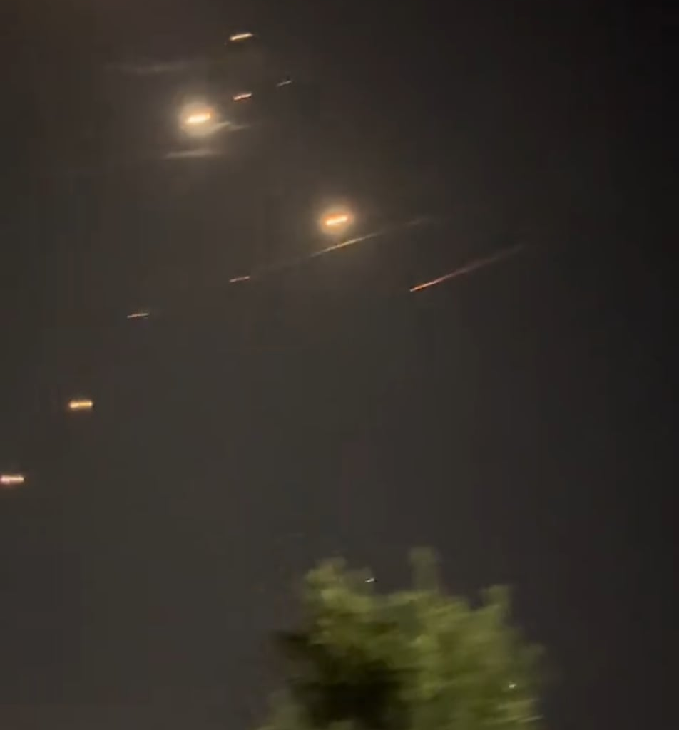 Iranian ballistic missiles over Haifa last night light up the sky. 14/6/2025
