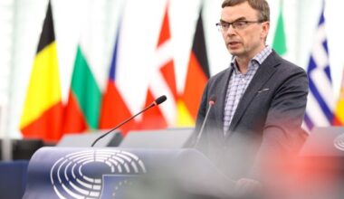 Parliament's report praises Moldova's EU membership efforts