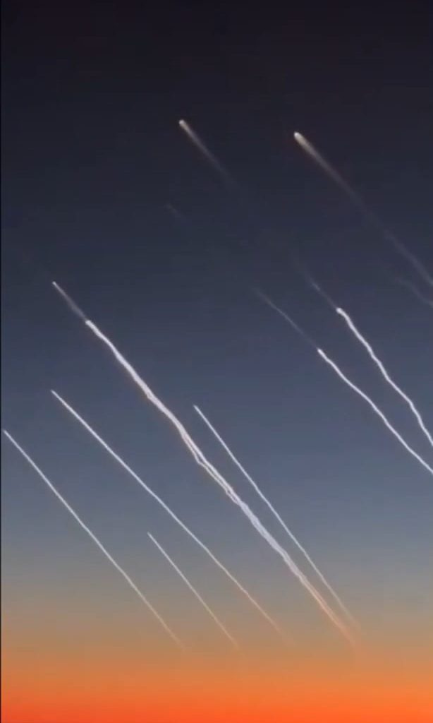 Iranian ballistic missile launches toward Israel filmed from a plane over Saudi Arabia (June 16, 2025)