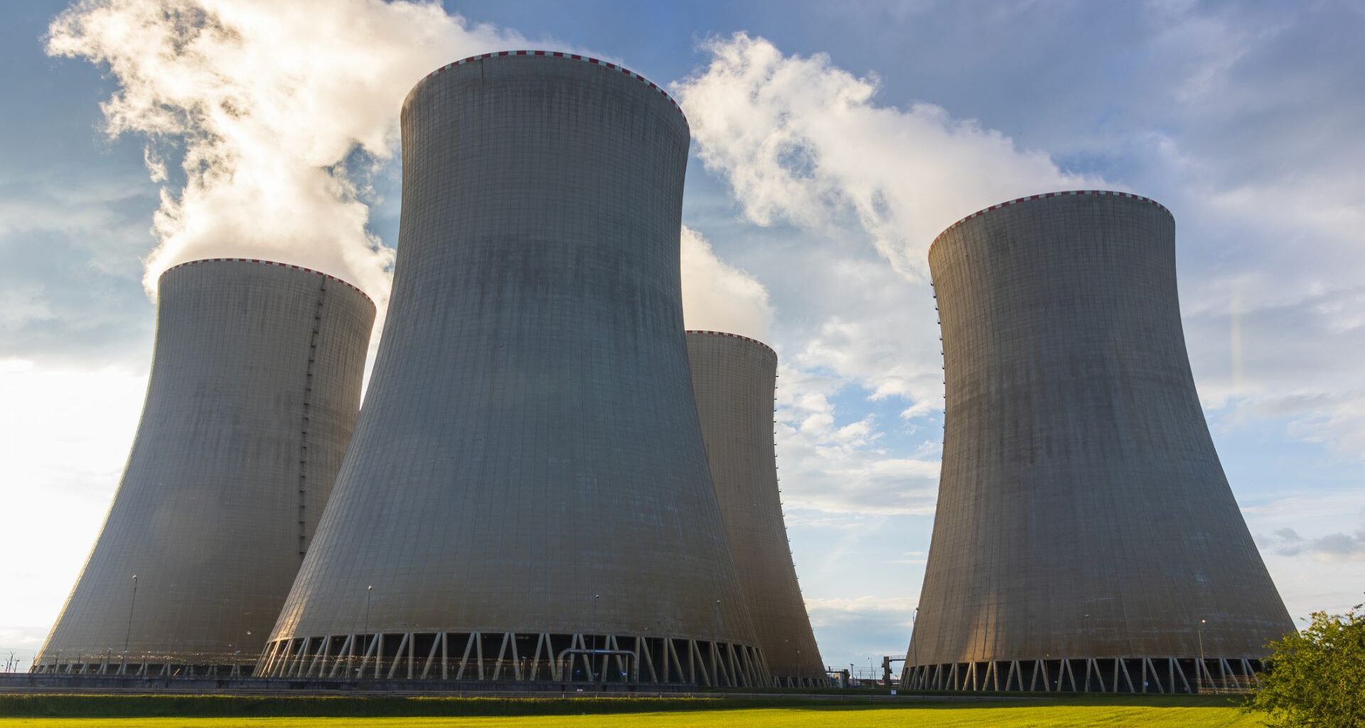 Breakthrough process slashes cost of lithium sulfide for solid-state batteries-