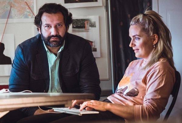 Kadafi Zaman og Janne Amble leder TV 2-programmet «Norge bak fasaden».