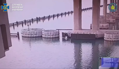Ukrainian attack on Crimean Bridge’s pillars with 1100kg of dynamite equivalent by SBU, 2 Jun 2025