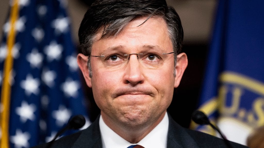 Mike Johnson Refuses to Explain 'Clear Distinction' Between J6 Riot and ICE Protests: 'I'm Not Going to Relitigate'