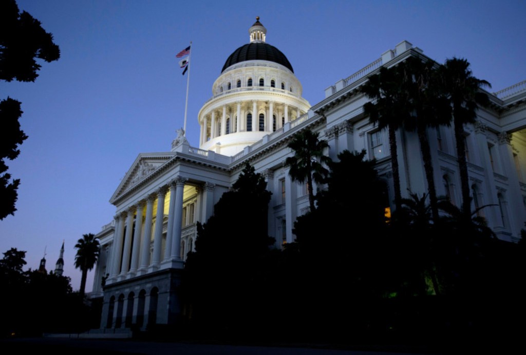 Jerry Brown gets it. Lowering retirement age for firefighters is a bad idea. – Orange County Register